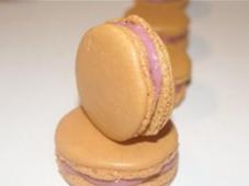 Macaroons with Raspberry Ganashe Photo 8