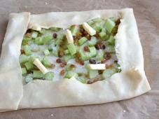 Strudel Recipe with Rhubarb and Raisins Photo 7