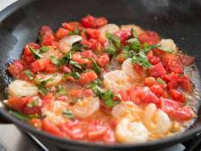 Pasta Pomodoro with Shrimps Photo 6