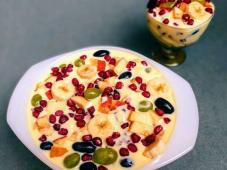 Fruit Salad With Custard Sauce Photo 11