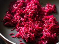 Beetroot Paratha Recipe Photo 4