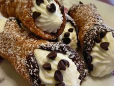 Cannoli Photo 6