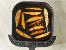 Air Fryer Potato Wedges Photo 5