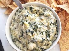 Hot Spinach Artichoke Dip Photo 4