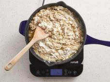 Quick and Easy Hamburger Stroganoff Photo 7