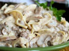 Simple Hamburger Stroganoff Photo 4