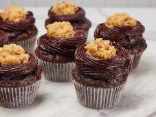 German Chocolate Cupcakes Photo 8