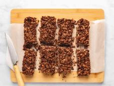 Chocolate Cereal Breakfast Bars Photo 8