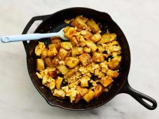 Spicy Potatoes and Scrambled Eggs Photo 5