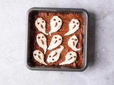 Ghost Cheesecake Brownies Photo 9