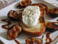 Burrata Bruschetta with Figs Photo 5