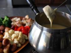 Classic Cheese Fondue Photo 4