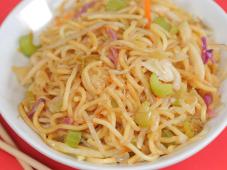 Copycat Panda Express Chow Mein Photo 2