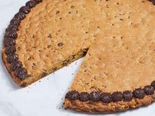 Giant Chocolate Chip Cookie Photo 9