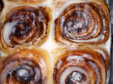 Cinnamon Rolls II Photo 7