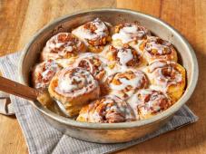 Easy Cinnamon Rolls Photo 10