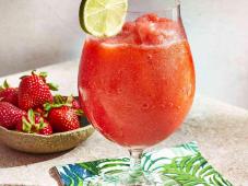 Best Strawberry Daiquiri Photo 6