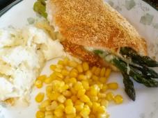 Asparagus and Mozzarella Stuffed Chicken Breasts Photo 5