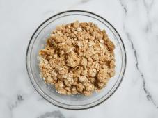 Apple Oatmeal Crisp Photo 4