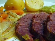 Easy Corned Beef and Cabbage Photo 3