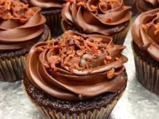 Dark Chocolate Bacon Cupcakes Photo 4