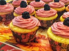 Lemon Cupcake with Blackberry Buttercream Photo 7