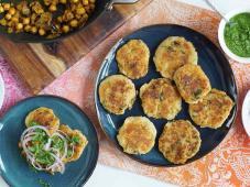 Indian Chole Aloo Tikki Photo 8