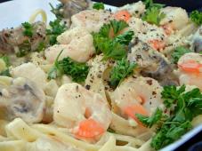 Shrimp Fettuccine Alfredo Photo 4