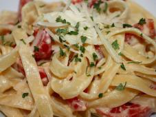 Fettuccine with Sweet Pepper-Cayenne Sauce Photo 5