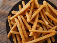 Homemade Crispy Seasoned French Fries Photo 8