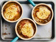 Rich and Simple French Onion Soup Photo 7