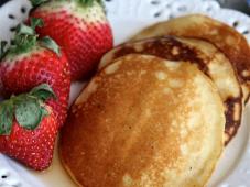 Quick Almond Flour Pancakes Photo 4