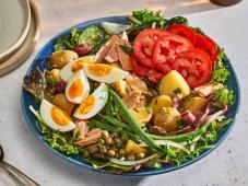 Salad Niçoise Photo 6