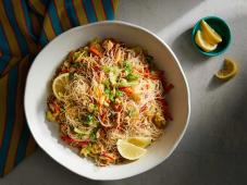 Quick and Easy Pancit Photo 6