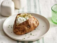 Air Fryer Baked Potatoes Photo 4