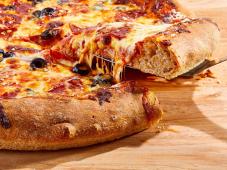 Amazing Whole Wheat Pizza Crust Photo 9