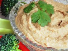 Extra Easy Hummus Photo 2