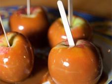 Caramel Apples Photo 4