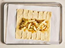 Easy Apple Strudel Photo 4