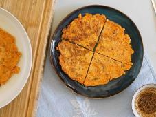 Kimchi Jun (Kimchi Pancake) and Dipping Sauce Photo 4