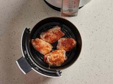 Air Fryer Chicken Thighs Photo 4