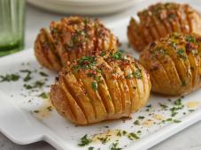 Air Fryer Hasselback Potatoes Photo 7