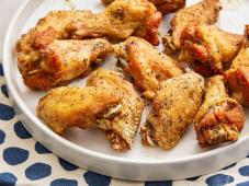 Easy Lemon-Pepper Chicken Wings Photo 7