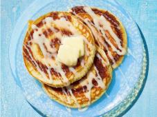 Cinnamon Roll Pancakes Photo 7