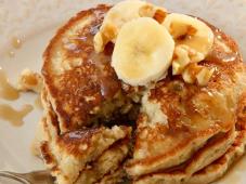 Easy Banana Nut Pancakes Photo 4