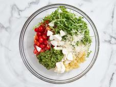 Pesto Pasta Salad Photo 5