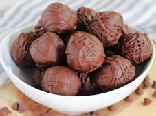 Peanut Butter Balls Photo 7