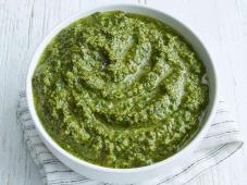 Pesto Sauce Photo 6