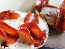 Fast English Muffin Pizzas Photo 4