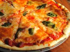 Authentic Pizza Margherita Photo 8